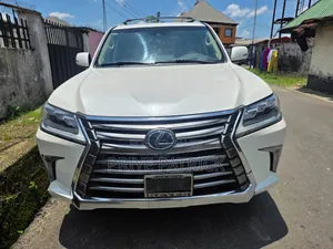 Lexus LX 570 (5 seats) AWD 2018 White