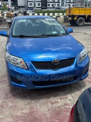 Toyota Corolla Base 4dr Sedan (1.8L 4cyl 5M) 2010 Blue