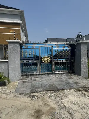 Furnished 6bdrm Duplex in Royal Garden Estate, Lakowe for sale