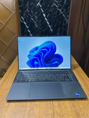 Laptop Dell Precision 5560 32GB Intel Core i7 SSD 512GB