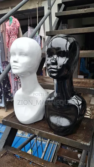 Female Dummy Head