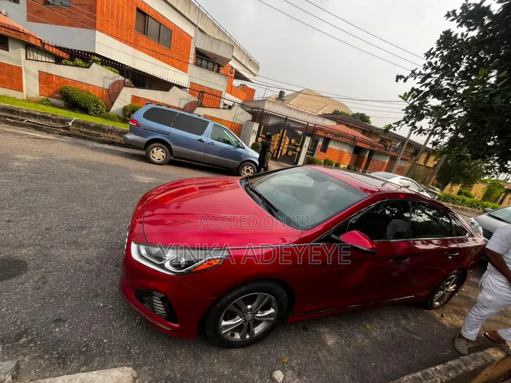 Hyundai Sonata 2018 Red