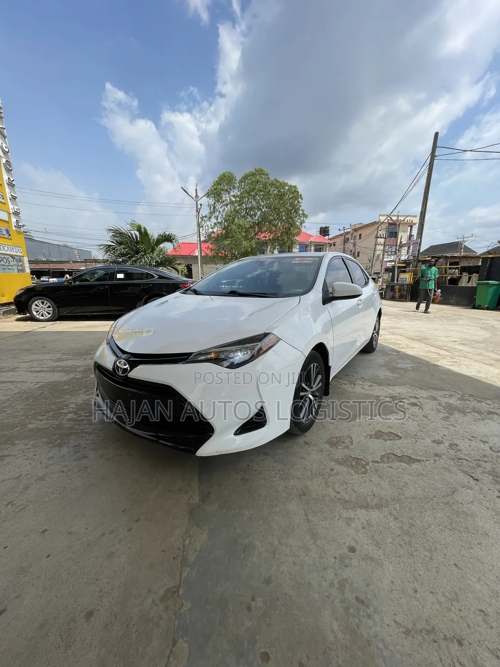Toyota Corolla 2017 White