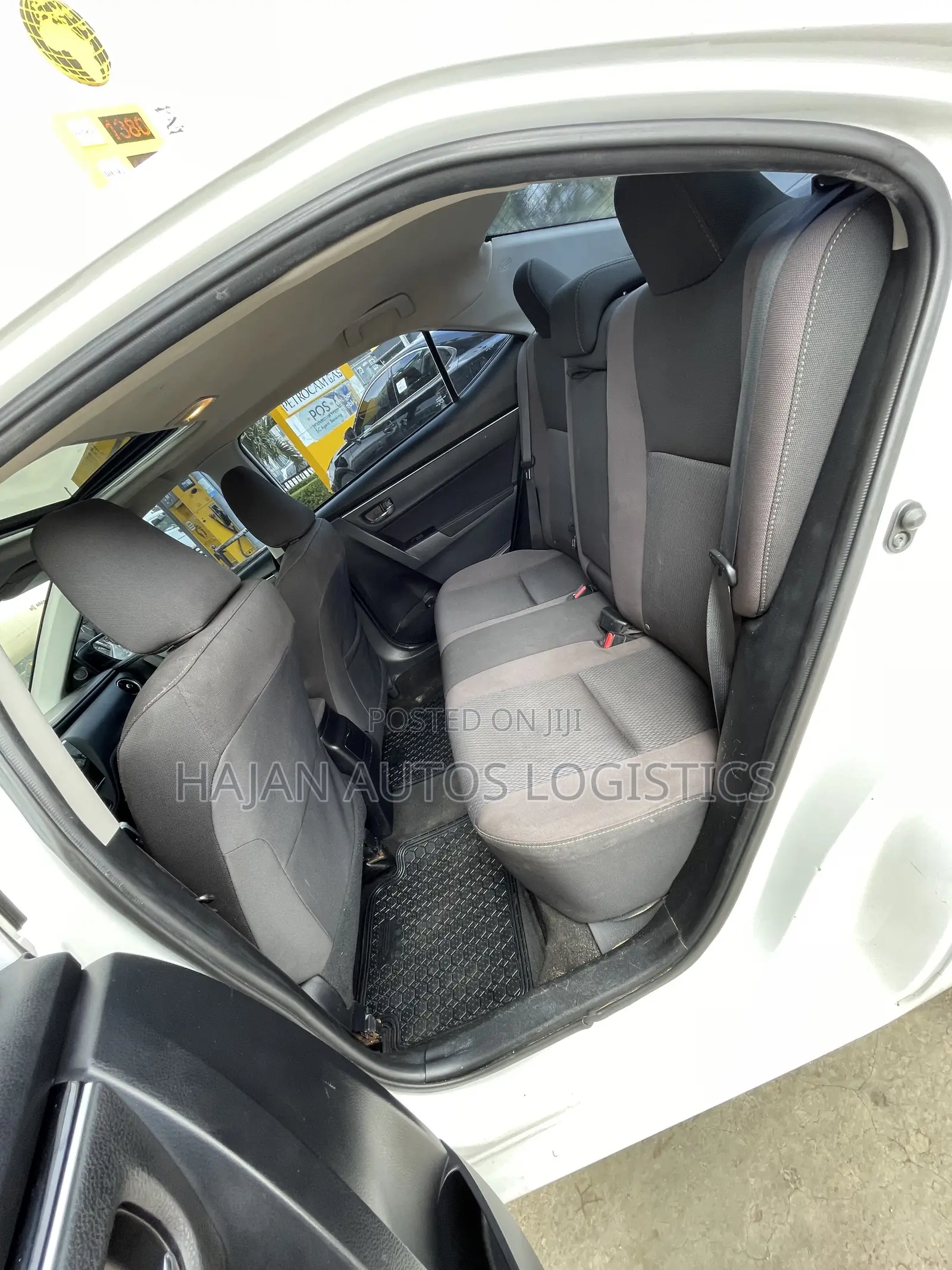 Toyota Corolla 2017 White
