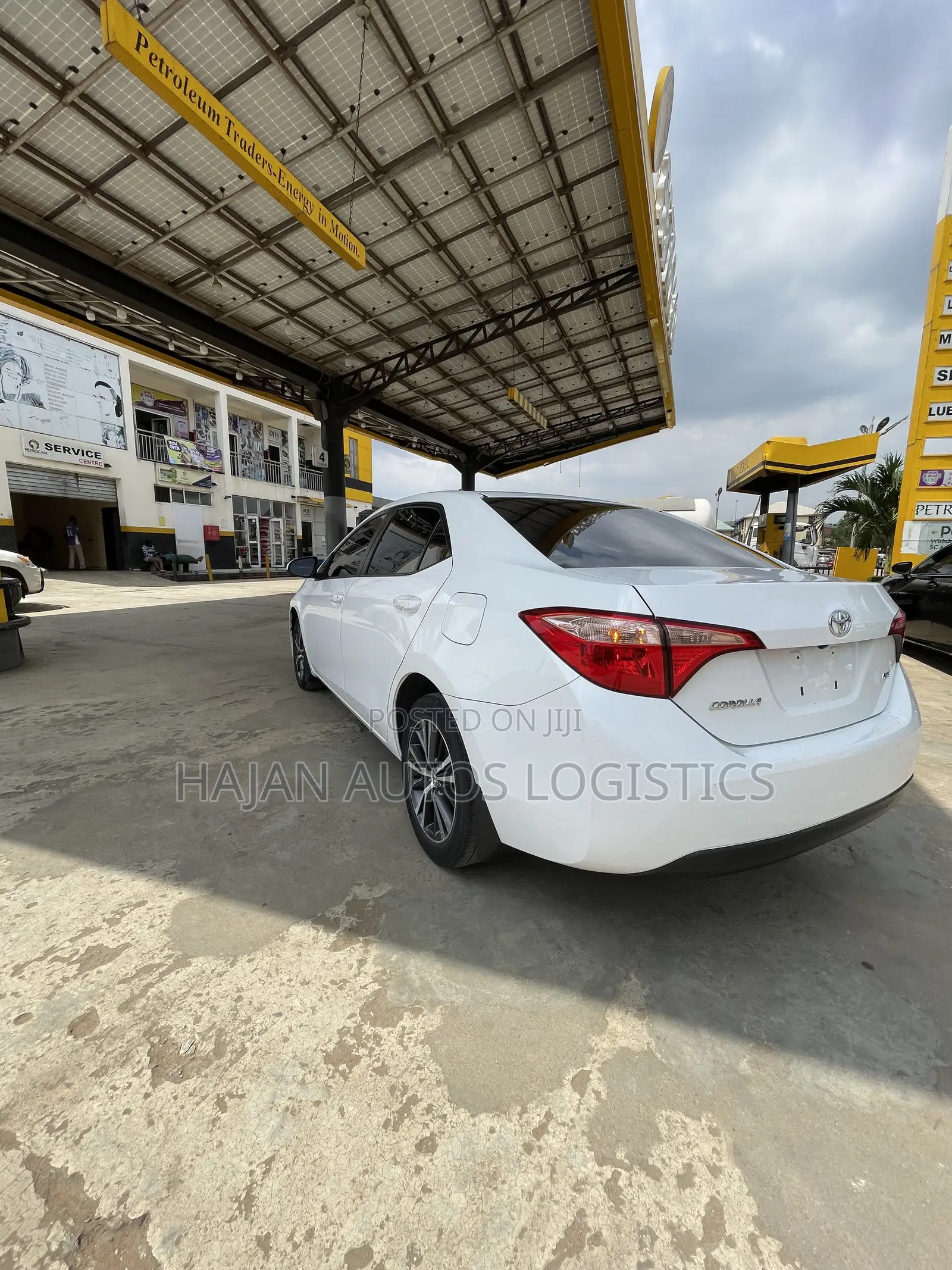 Toyota Corolla 2017 White