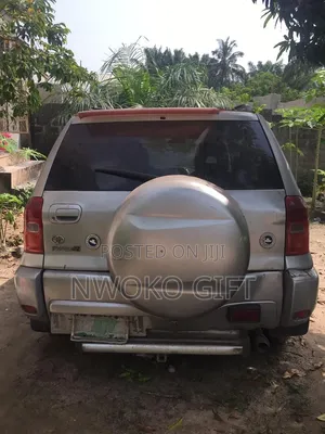 Toyota RAV4 Automatic 2003 Silver