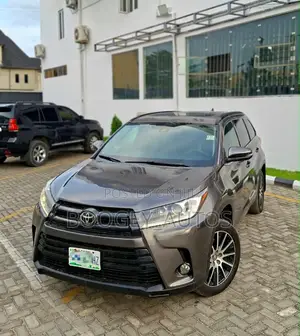 Toyota Highlander 2017 Gray