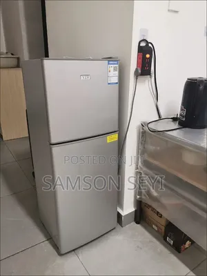 Yzr Double Door Refrigerator 108l