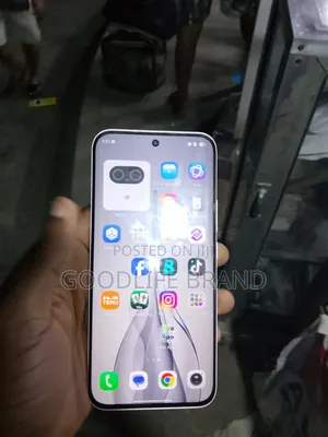 Tecno Spark Slim 256 GB White