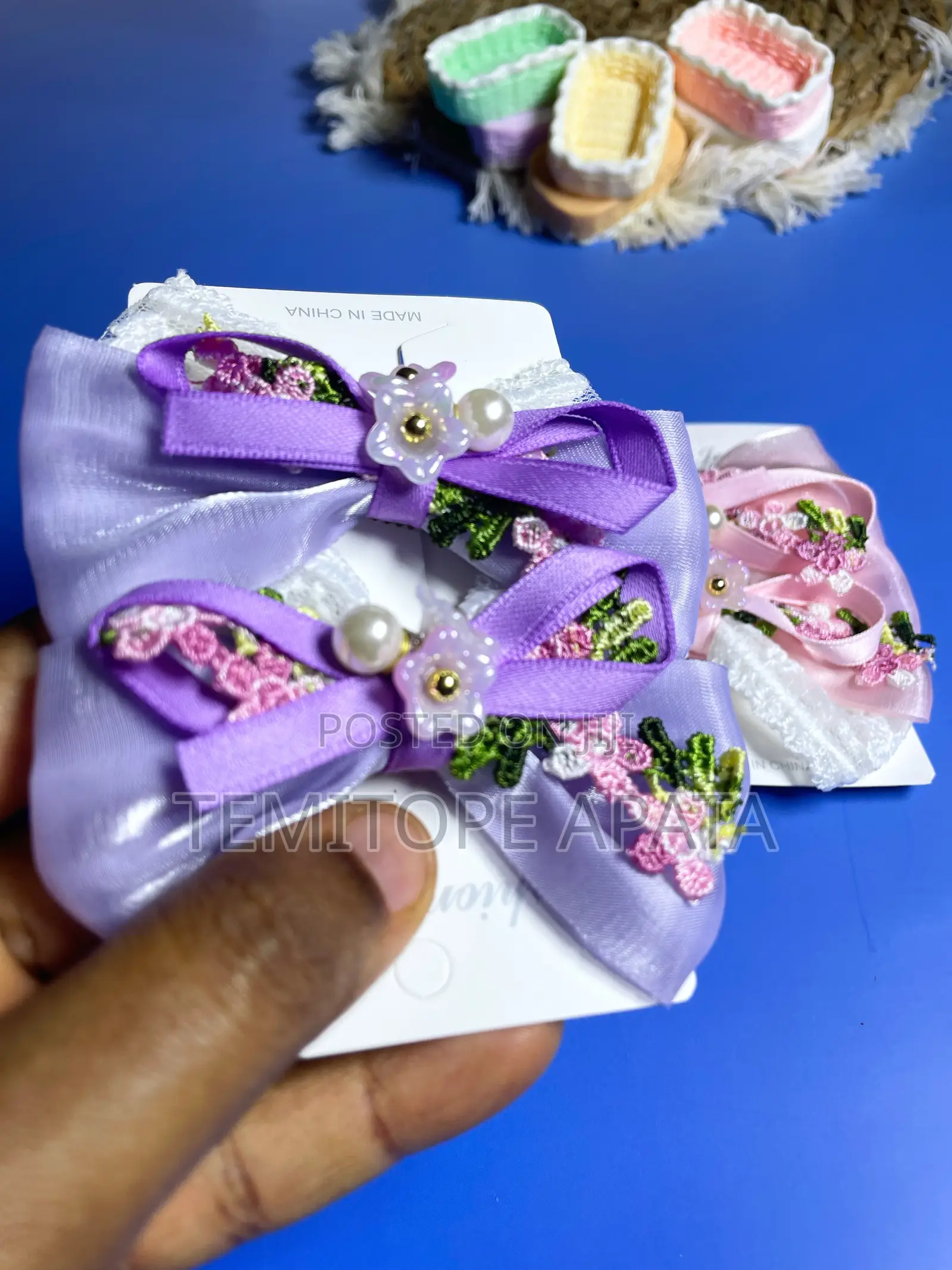 2 in 1 Embroidered Bow Hair Clip
