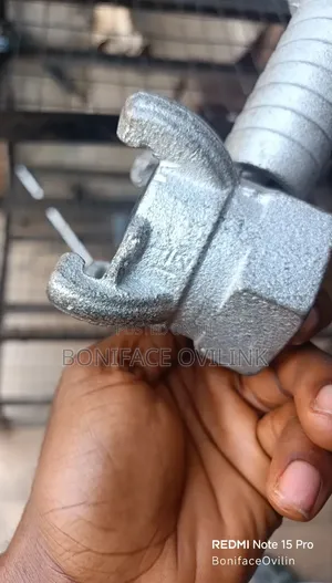 1 1⁄2 Inche Female Thread Chicago Claw Coupling