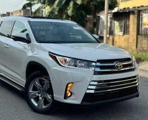 Toyota Highlander Limited Platinum V6 4x4 (3.5L 6cyl 6A) 2016 White