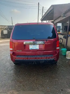 Honda Pilot 2010 Red