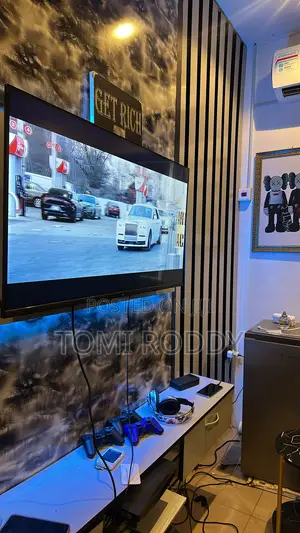 LG Smart TV 50 Inchies