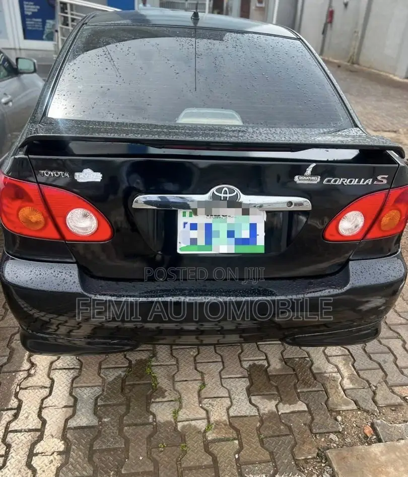 Toyota Corolla 2004 Black