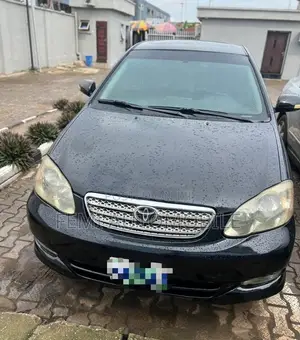 Toyota Corolla 2004 Black