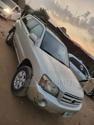 Toyota Highlander 2005 Silver