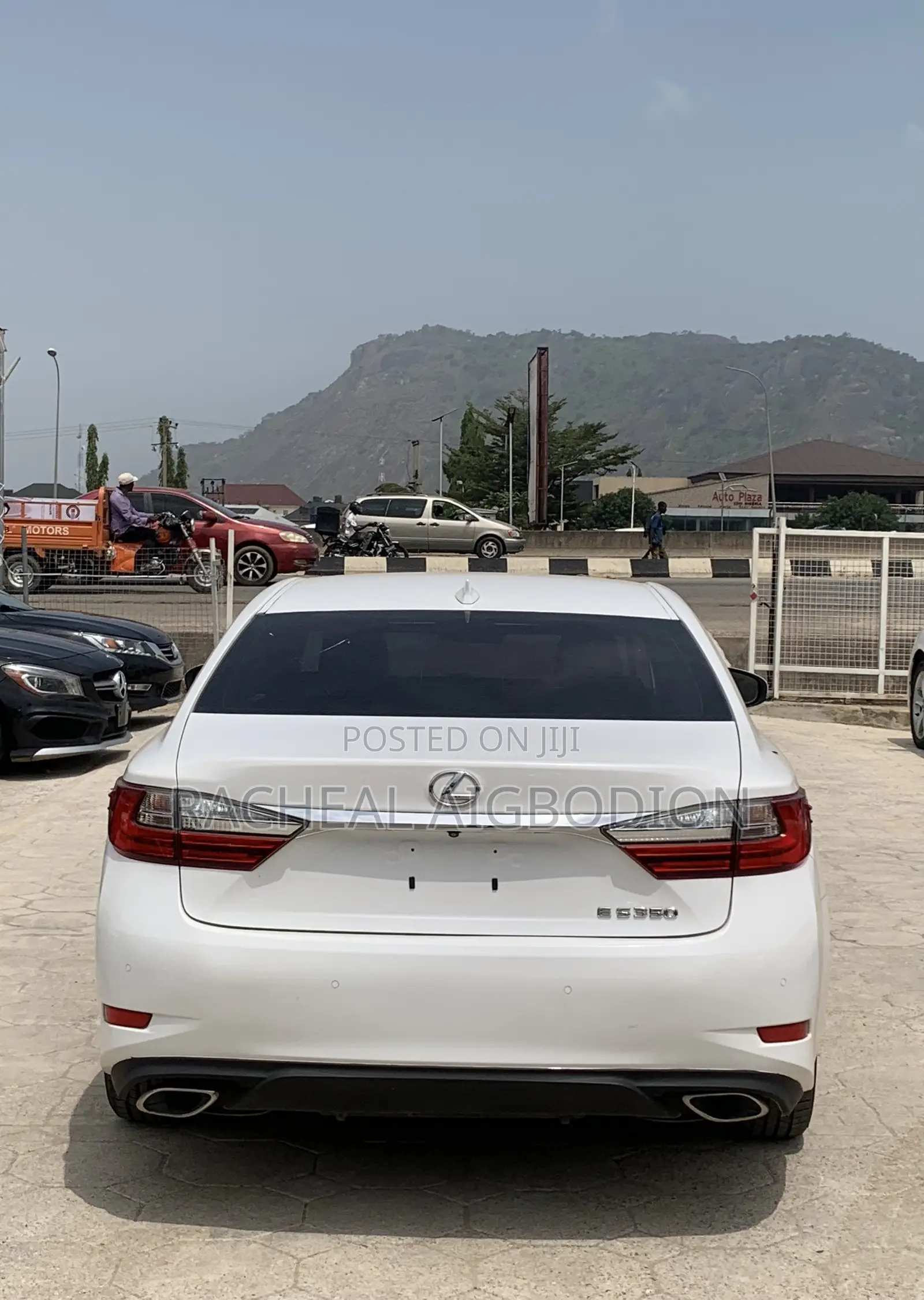 Lexus ES 2016 White