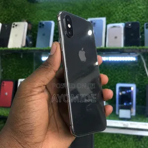 Apple iPhone X 64 GB Black