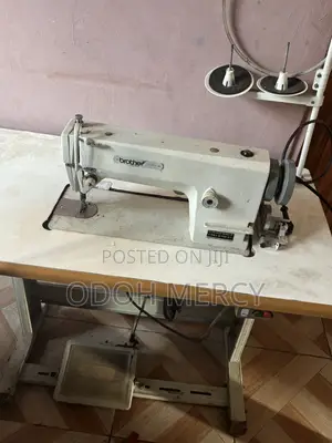 Industrial Sewing Machine