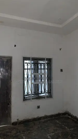 Furnished 3bdrm Block of Flats in Royal Estate Otun, Akobo for rent