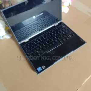 Laptop Lenovo 300e 4GB Intel SSD 32GB