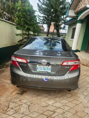 Toyota Camry 2013 Gray