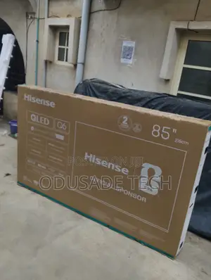 Hisense 85Q6Q Expansive-Screen Smart Television