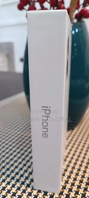 New Apple iPhone 16 256 GB White