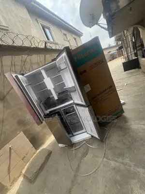 Hisense 392L Side by Side Inverter Fridge Freezer