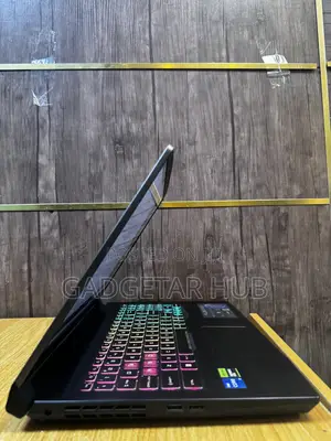 Laptop MSI 16GB Intel Core i7 SSD 1T