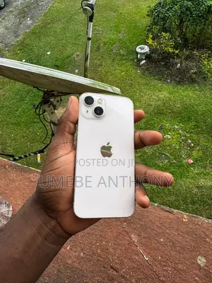 Apple iPhone 13 128 GB White