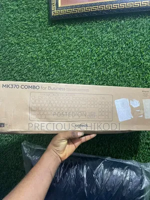 Logitech MK370 Wireless and Bluetooth Keyboard and Mouse Combo