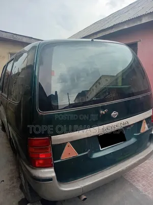 Nissan Vanette 2001 Green