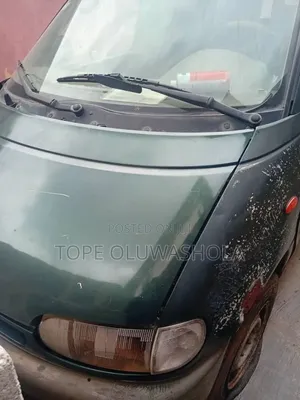 Nissan Vanette 2001 Green