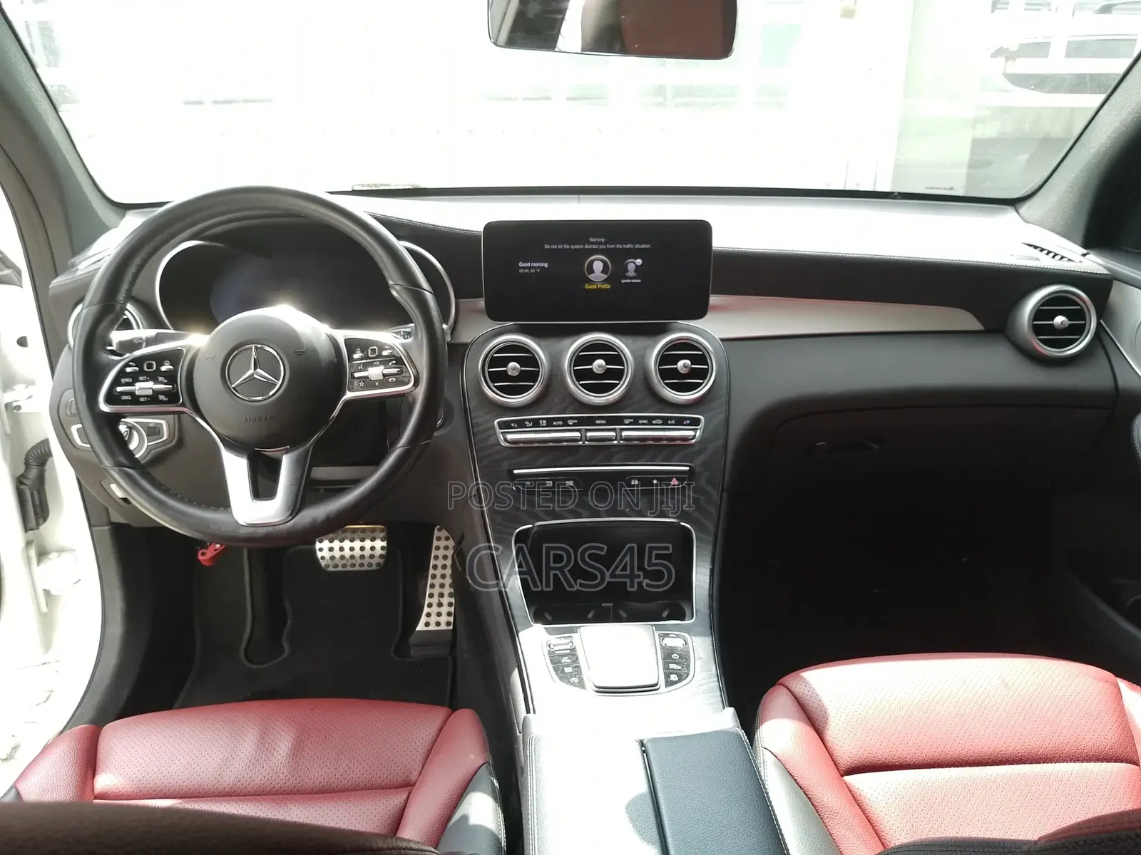 Mercedes-Benz GLC-Class 2022 White
