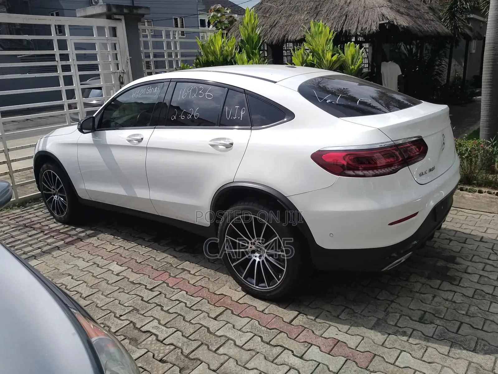 Mercedes-Benz GLC-Class 2022 White