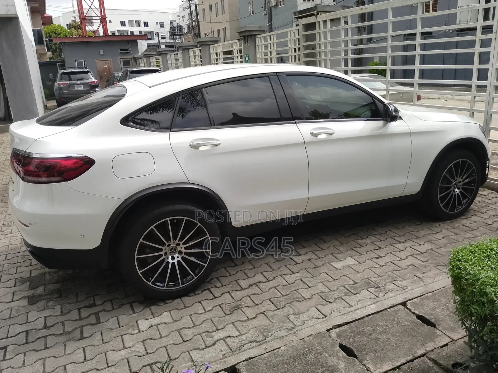 Mercedes-Benz GLC-Class 2022 White