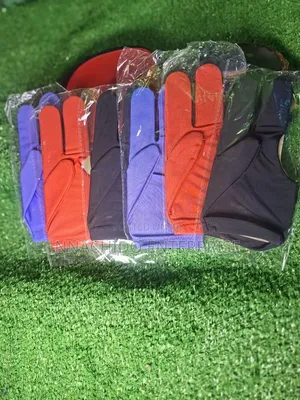 Snooker Glove in 3 Different Color