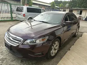 Ford Taurus 2011 Burgandy
