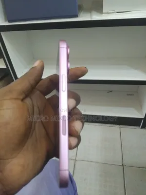 Apple iPhone 16e 128 GB Purple