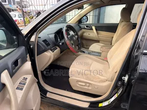 Toyota Highlander 2012 Black