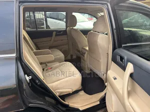 Toyota Highlander 2012 Black