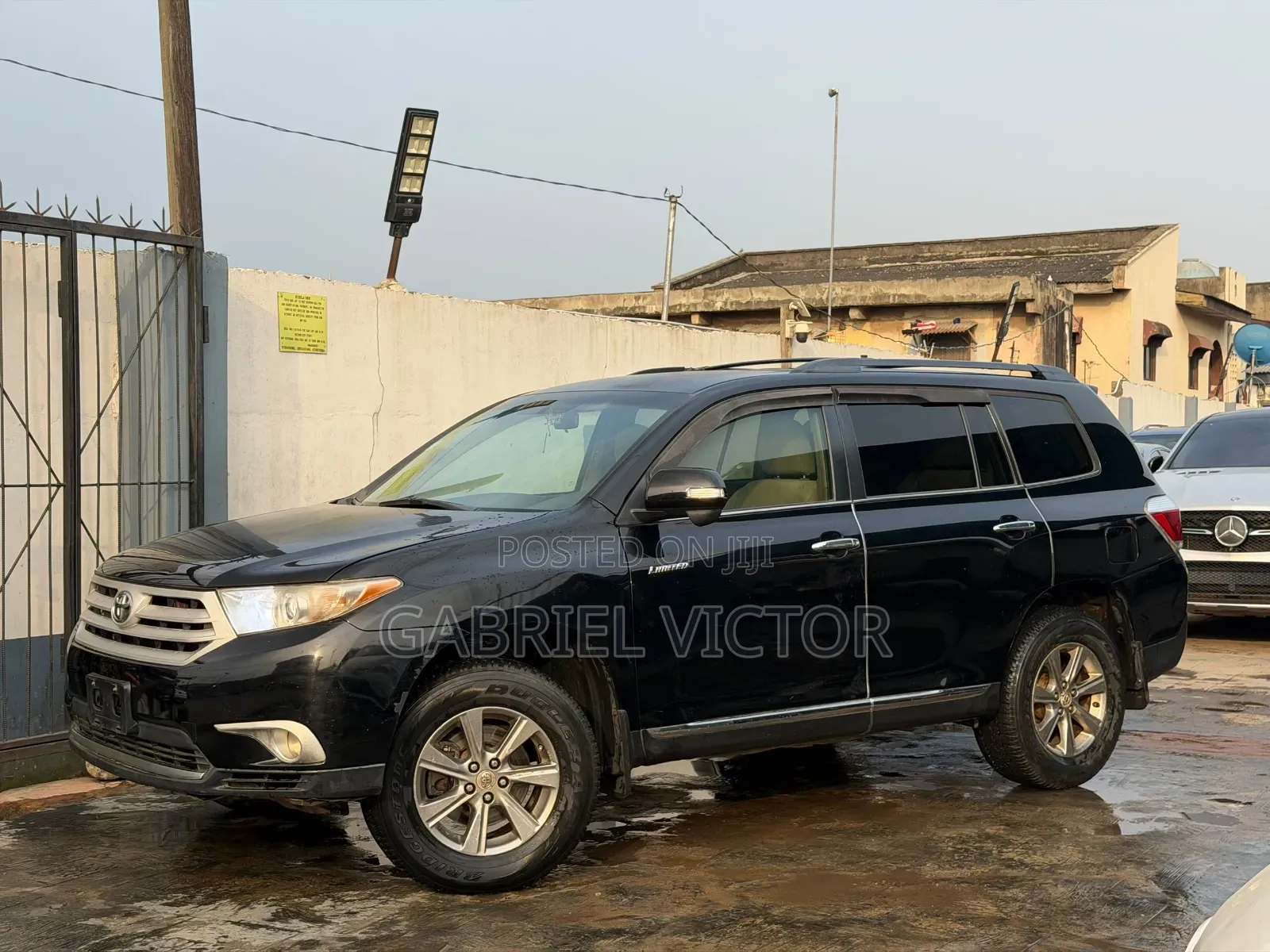 Toyota Highlander 2012 Black