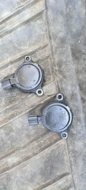 Front Casing Sensor 2gr New Model,highlander, Sienna,Lexus Rx350,2018