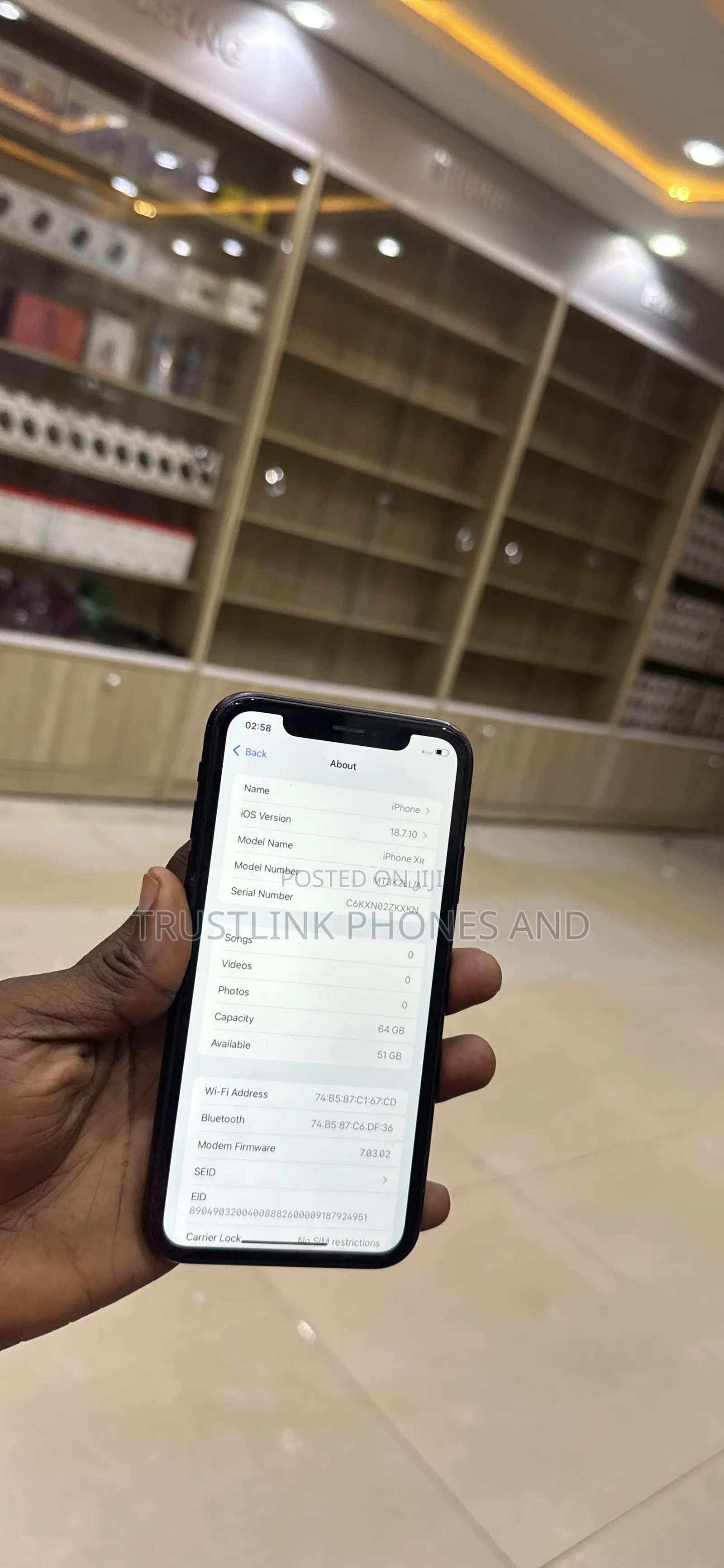 Apple iPhone XR 64 GB Black