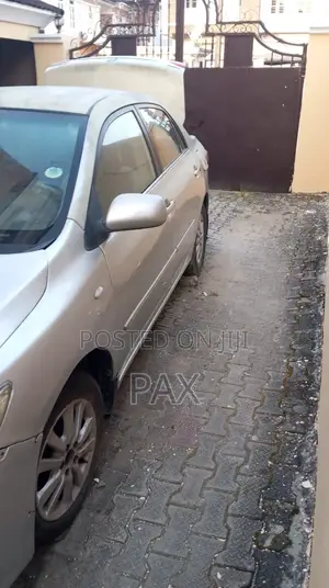 Toyota Corolla 2009 Gray