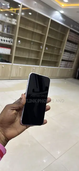 Apple iPhone XR 128 GB White