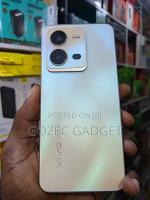 Vivo V25 128 GB Orange