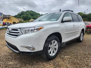 Toyota Highlander Limited 2012 White